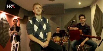 Prvo se pomole, a poslje 'raspale'