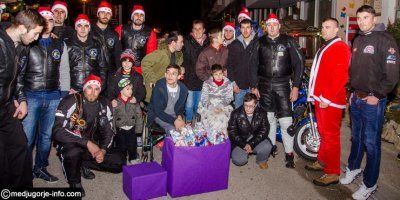 Članovi Moto Kluba "Kameni - Međugorje" poklonima obradovali djecu iz "Udruge "Susret"