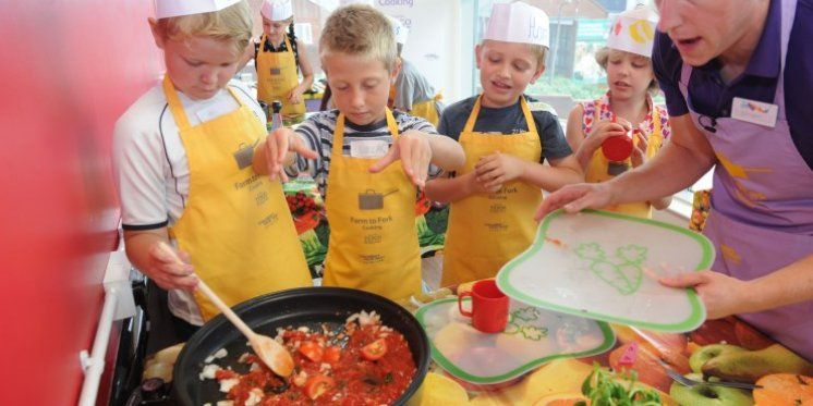 Bravo za profesore i učenike - &lsquo;Vratili smo domaćinstvo jer učenici žele naučiti kuhati&rsquo;