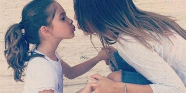 'U POSLJEDNJE VRIJEME ČESTO ME PITAJU ZAŠTO NISAM ABORTIRALA' Samohrana majka Karla odgovorila je zašto je odlučila roditi u 20-oj