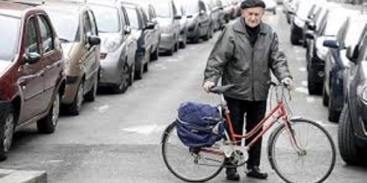  PATER ANTUN CVEK 40 GODINA POMAŽE NAJSIROMAŠNIJIMA, I OVO ĆE VAM REĆI O ADVENTU I SVIJETU DANAS: 'To sjaji i blješti i nema veze s pravim adventom'