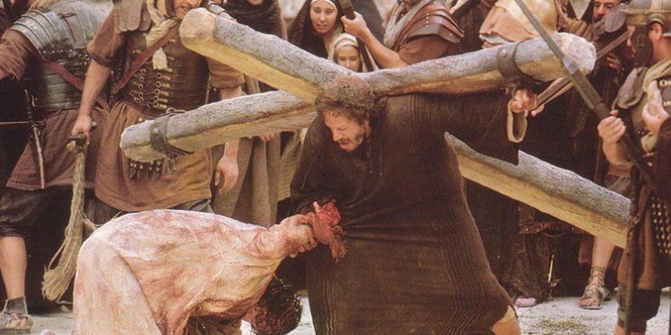 ''Dopustite da obrišem lice mojemu Gospodinu!''