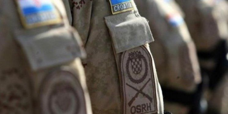 VOJSKA ODGOVORILA &lsquo;ZABRINUTOM GRAĐANINU: Smeta vam buka iz vojarne? Dvije su snage dale život za vas: ISUS KRIST I HRVATSKI VOJNIK!