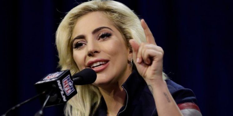 Što je Lady Gaga rekla o 'Bogu' neposredno prije nastupa na Super Bowlu