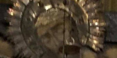 Il miracolo a cui hanno assistito molti preti e pellegrini nella Basilica del Santo Sepolcro a Gerusalemme. L'icona di Cristo sul Golgota ha aperto gli occhi per la prima volta.