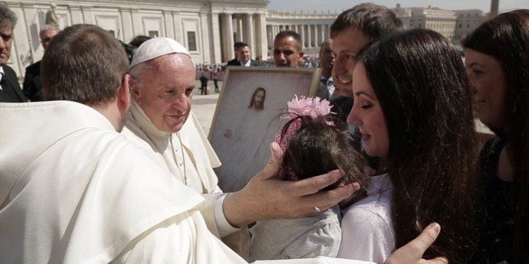 Papa Franjo inicijativi ''40 dana za život'': 'Nema važnijeg od ovog djela, budite ustrajni!'