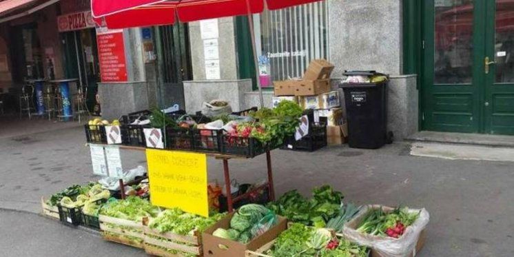 Štand dobrote: &lsquo;Imaš viška hrane ostavi, treba ti hrana &ndash; uzmi&rsquo;