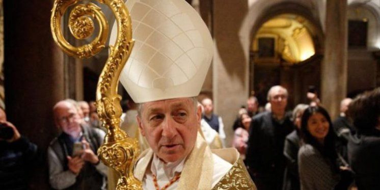 NADBISKUP CHICAGA U ZAGREBAČKOJ KATEDRALI 'Srce mi je ganuto kad se sjetim lijepe naše domovine, danas molim 'da bi vazda sretna bila''