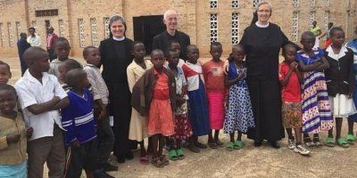 SVJEDOČANSTVO SESTRE KATE 'Dolazeći iz svijeta obilja gotovo da i ne pomišljaš da ima ljudi koji žeđaju za vodom, umiru od gladi'