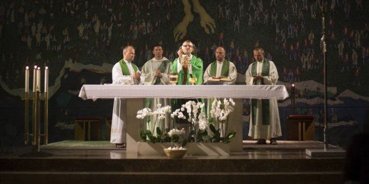 ''Ultra evangelizacija'' započela misnom slavljem