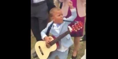 VIDEO Je li ovo najsrčanija izvedba Thompsonove 'Moj Ivane' ikad? Pogledajte ovog preslatkog mališana iz Stuttgarta