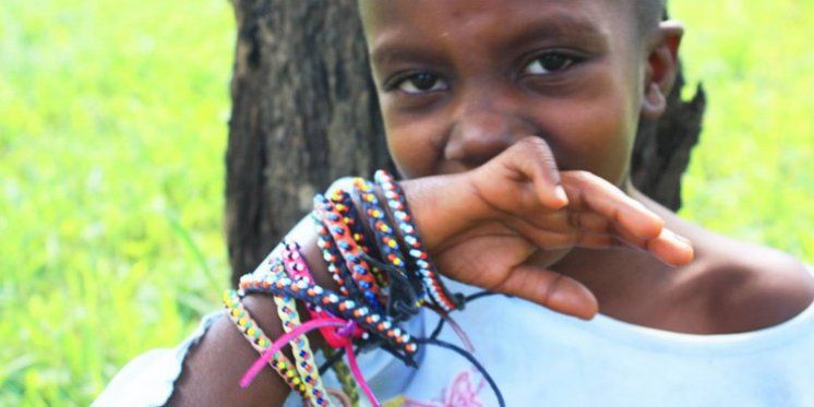 Kupovinom 'Narukvica prijateljstva' pomozite mališanima iz sirotišta