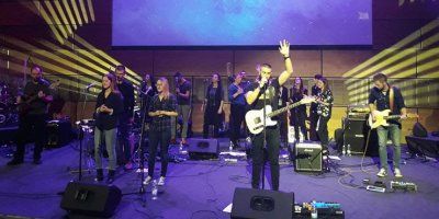 Večer slavljenja Božje pobjede dotaknula mnoge: &lsquo;Dogodilo mi se nešto što ne mogu opisati&hellip;&rsquo;