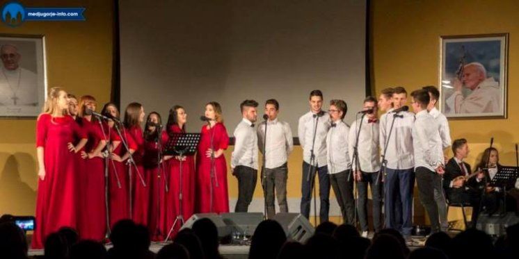 Ženska klape "Mir" održala svoj prvi samostalni koncert