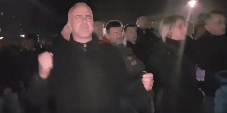 Pjesmom &ldquo;Sude mi&rdquo; rasplakao brojne Novotravničane