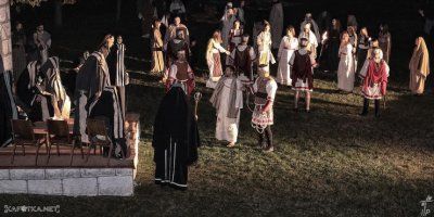 "SEBET NAS I NAŠE DICE"