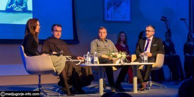 U Međugorju predstavljena knjiga  &bdquo;Geniji, varalice i oni treći&ldquo;, autora dr. Ivice Musića