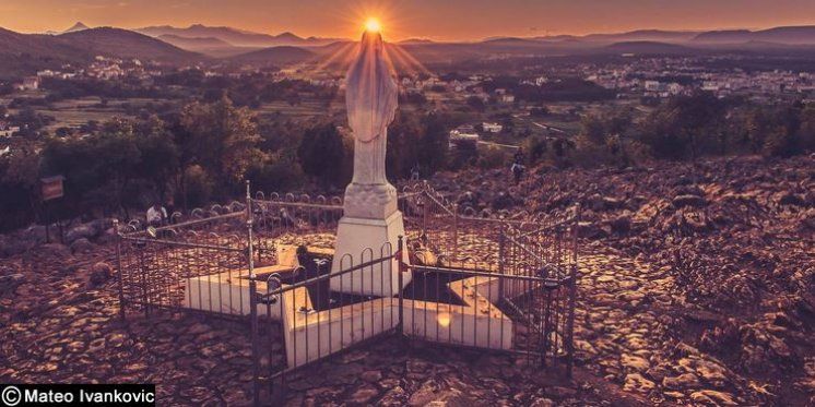 Gospa &ndash; odabrana Prisutnost za početak i kraj: &ldquo;Ovo vrijeme je moje vrijeme&rdquo;