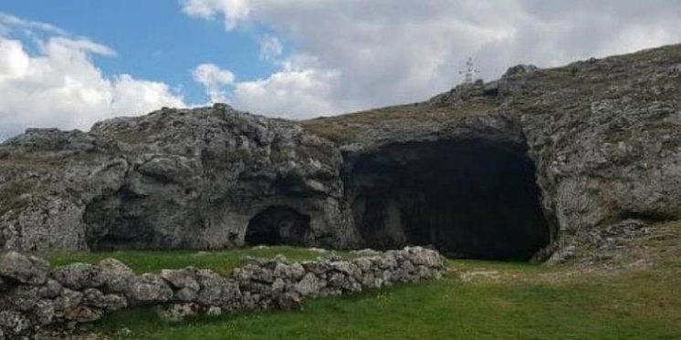 &lsquo;Bukovička katedrala&rsquo; neobična bogomolja u blizini Tomislavgrada