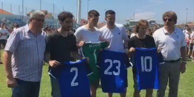 Vatreni odali počast preminulom suigraču Hrvoju Ćustiću, Subašić 'uvijek mi je u srcu'