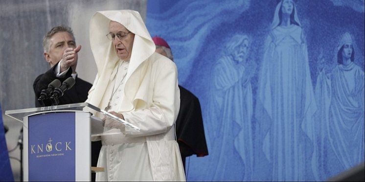 Angelus: &bdquo;Neka obitelji budu bedem vjere i dobrote&ldquo;