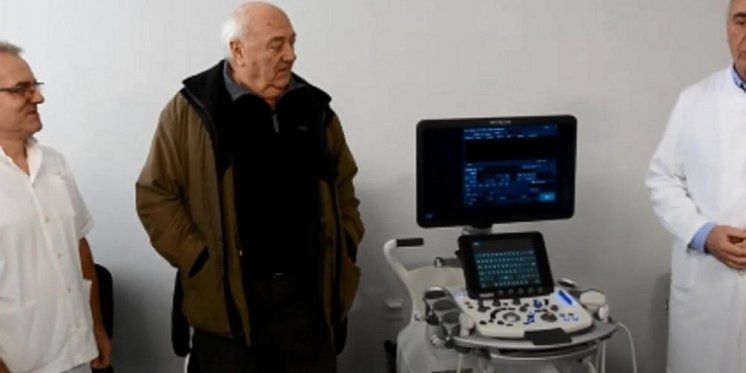 Od svoje životne ušteđevine bolnici kupio uređaj od 100.000 &euro;: 'Neka spasi živote'