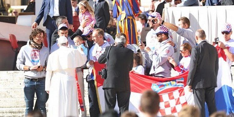 "Za Rim spremni! Papi vjerni!" Video-čestitka hrvatskih biciklista papi Franji