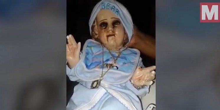 Kip djeteta Isusa 'plače krvave suze, vjernici kažu da je to Božja poruka