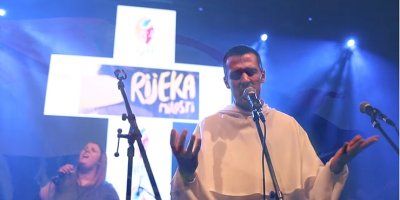 (VIDEO) Poslušajte pjesmu "Dubine" uz molitvu koja osvaja srca