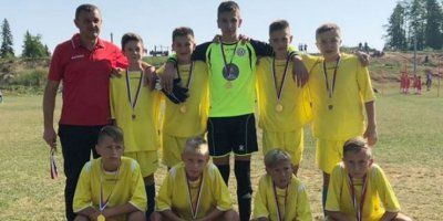 Škola nogometa AS Međugorje okitila se sa ZLATOM, SREBROM i sa jednim POLUFINALEM i tri ČETVRTFINALA na turniru PIKSI KUP