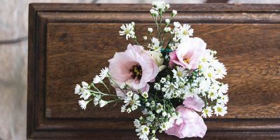 Hrvatski svećenik oštro komentirao sprovodne običaje: "To nije kršćansko"