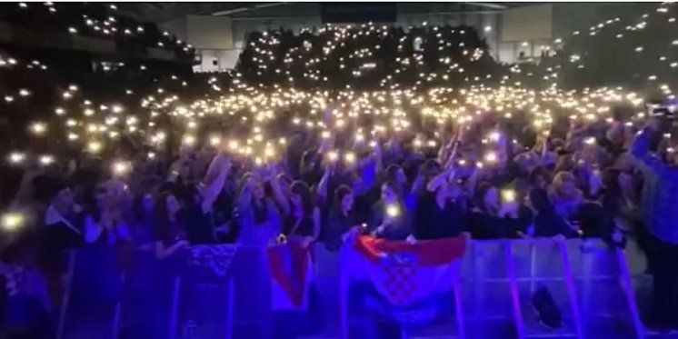 HRVATSKA NOĆ U FRANKFURTU Pogledajte spektakularne izvedbe 'Ravnice' i 'Sude mi'