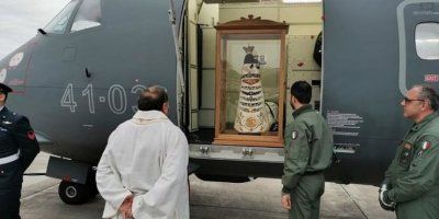 "GOSPA NAD ITALIJOM" Talijansko ratno zrakoplovstvo leti s kipom Djevice Marije