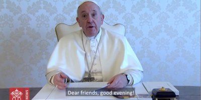 PAPA IMA PORUKU ZA SVE: &ldquo;Ako mi dopustite, želio bih kratko razgovarati s vama u ovom razdoblju teškoća i patnje&rdquo;