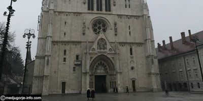 Zanimljivo otkriće u zagrebačkoj katedrali: Nakon što su pomaknuli klupe i pod naišli su na &ndash; spomenik