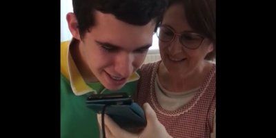 Papa Franjo pozivom iznenadio autističnog dječaka, majka posvjedočila "on je blagoslov s neba"