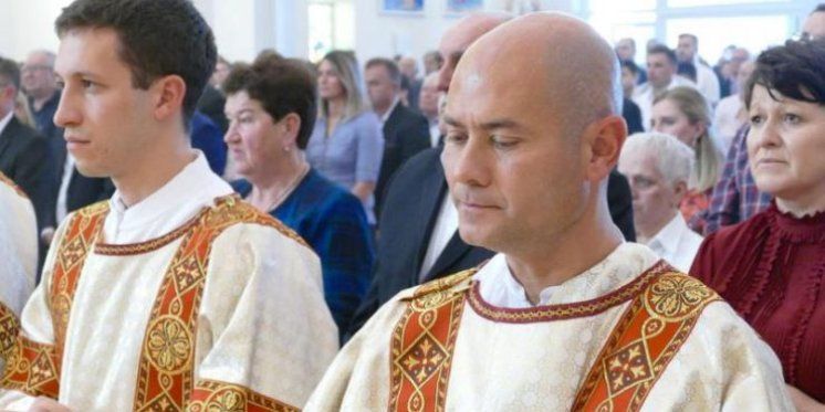 Fra Željko Štrbac : "Do 29. sam bio totalna šteta, sada počinjem novi život. Predao sam se u Božje ruke"