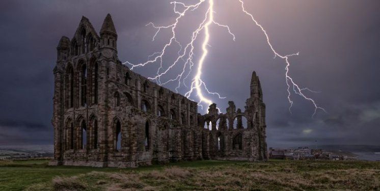 Pater Arek Krasicki: Crkva i Sotona