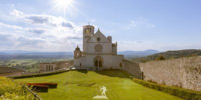Papa Franjo će u Asizu potpisati svoju novu encikliku naslovljenu "Svi smo braća"