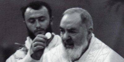 &lsquo;Ostani sa mnom, Gospodine&rsquo; &ndash; prekrasna molitva Padre Pija