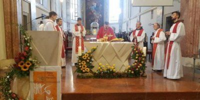 KARDINAL PULJIĆ IZ BEČA PORUČIO &lsquo;Hrvati, ne zaboravite svoje korijene, grobove predaka i stare koji čeznu da vas ponekad vide!&rsquo;