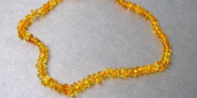 Don Damir Stojić o nošenju ogrlice od jantara