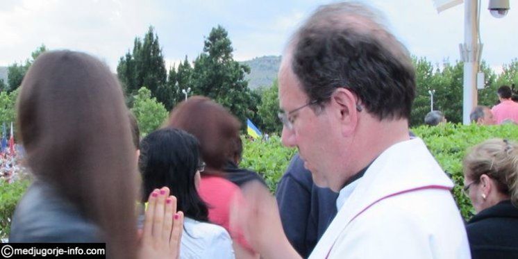 Istinita priča nad kojom ćete zastati, zašto je važno kako primate svetu Hostiju