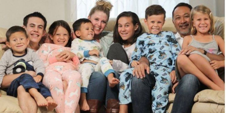 Roditelji petero djece posvojili još sedmero: "Bog je to htio od nas."