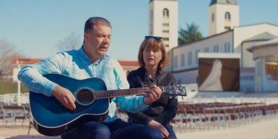 Čapljinac Ivica Radić objavio prvu autorsku pjesmu "Jer ti si ljubav"