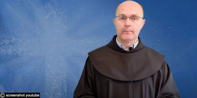 Fra Mario Knezović: Molitva koju Bog čuje. Kako moliti?