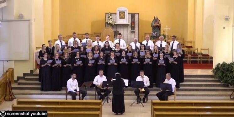 Veliki župni zbor "Kraljica Mira" izdao video za pjesmu &bdquo;Došli smo ti majko draga&ldquo;