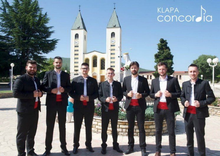 Klapa Concordia iz Međugorja snimila pjesmu pod imenom &bdquo; Međugorskoj Kraljici&ldquo;