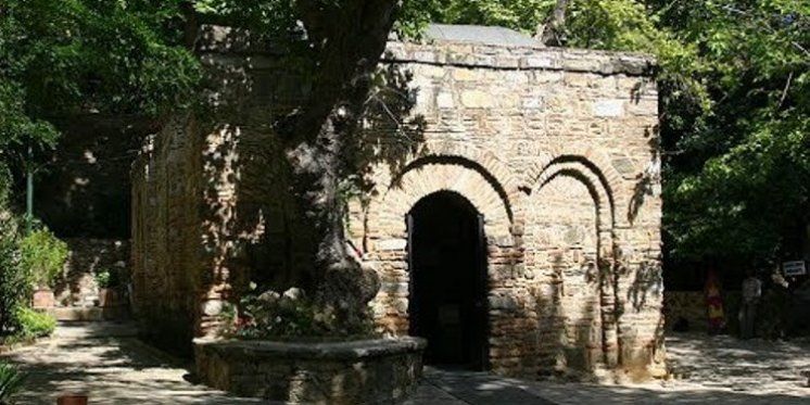 OTKRIĆE MARIJINE KUĆE U EFEZU - "Tko ovdje dođe, vraća se promijenjen, Marijin dom na sve prenosi utjehu i mir"